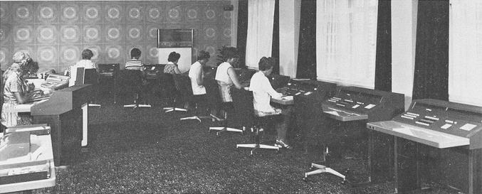 pb8000x.jpg (46092 bytes)