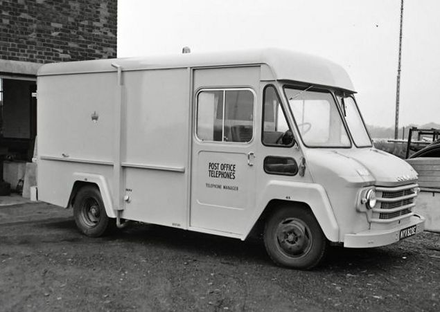 Commer - Walk-thru - GPO Air Van - 1967